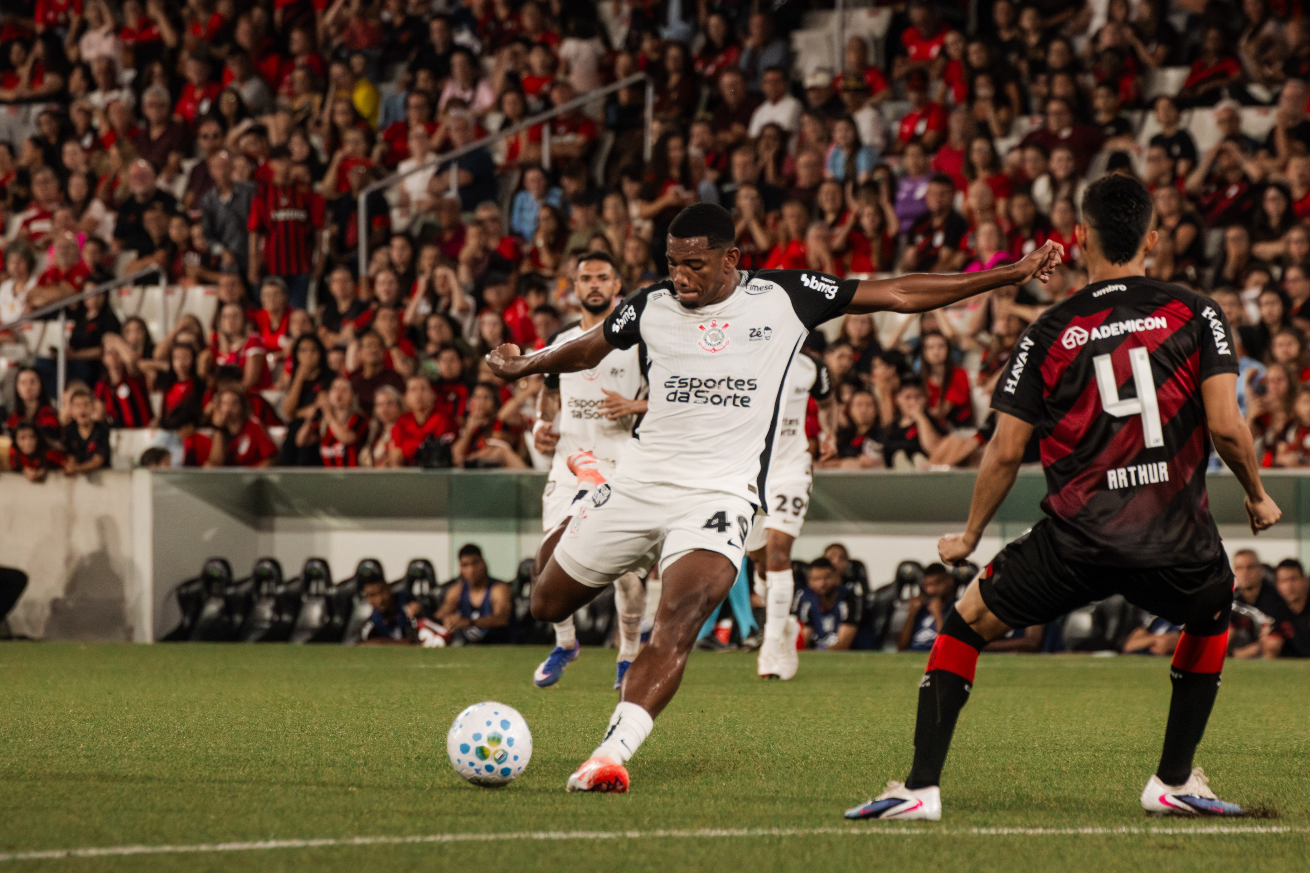 kaiyun-巴西新星谈米兰传闻：目前100%专注科林蒂安，若去米兰是梦想成真